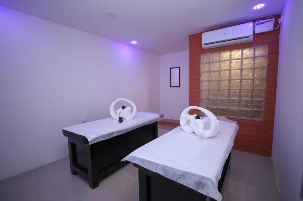 Established Spa Business For Sale In Bangalore-SL012895-0
