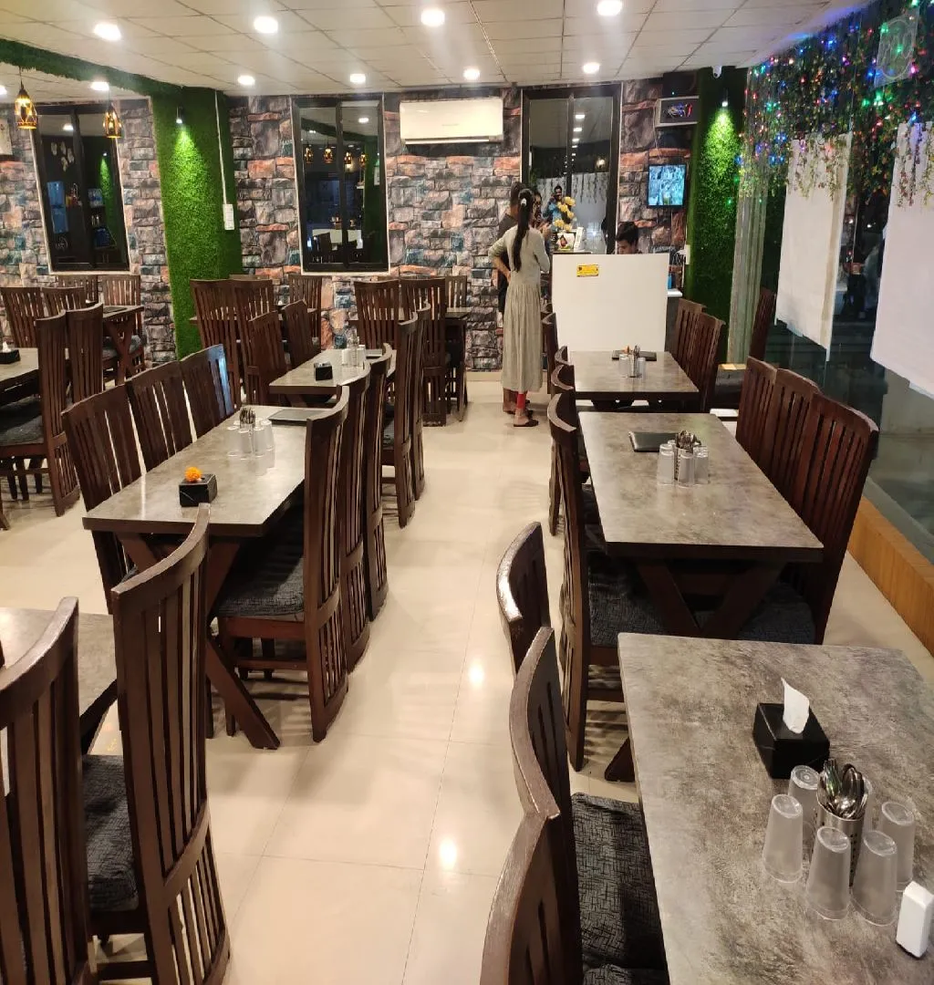 Newly Established South Indian Restaurant For Sale In Surat-SL013445-0
