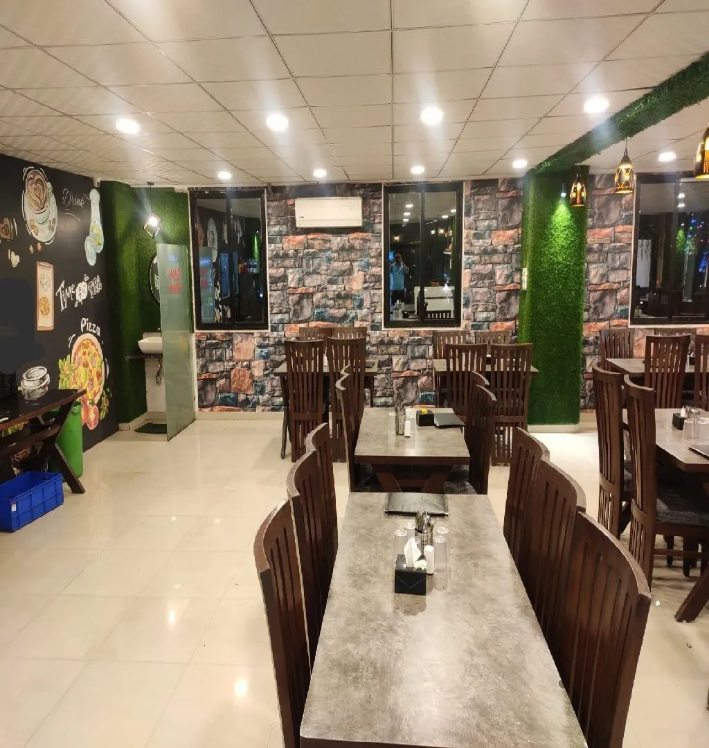 Newly Established South Indian Restaurant For Sale In Surat-SL013445-4