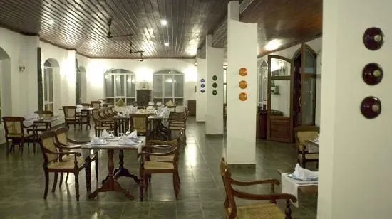 Boutique 4 Star Hotel With Bar For Sale In Kochi-BB013495-3