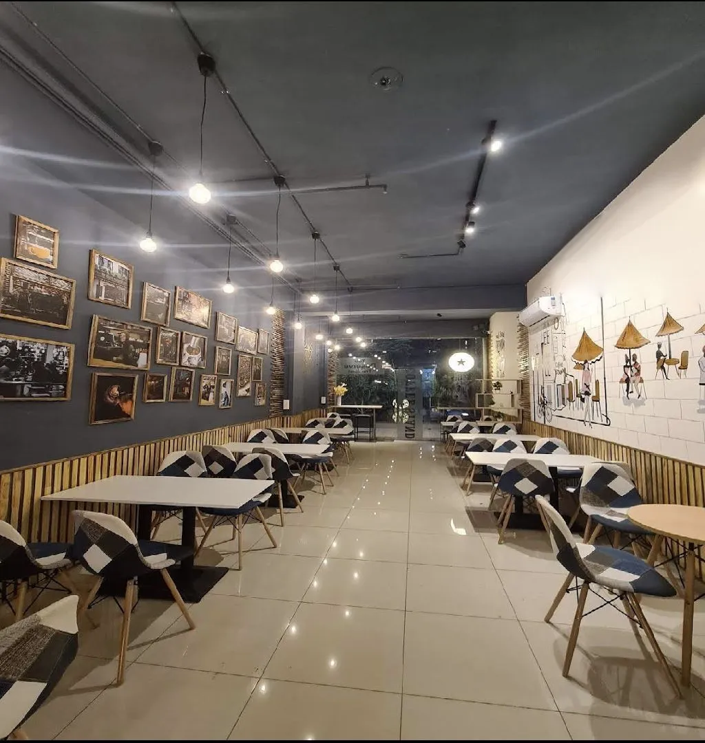 Running Cafe For Sale In Ahmedabad-SL015636-2