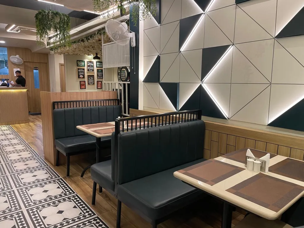 Profitable Running Restaurant For Sale in Lucknow-SL024600-3