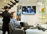 Franchise Unisex Salon For Sale In Noida