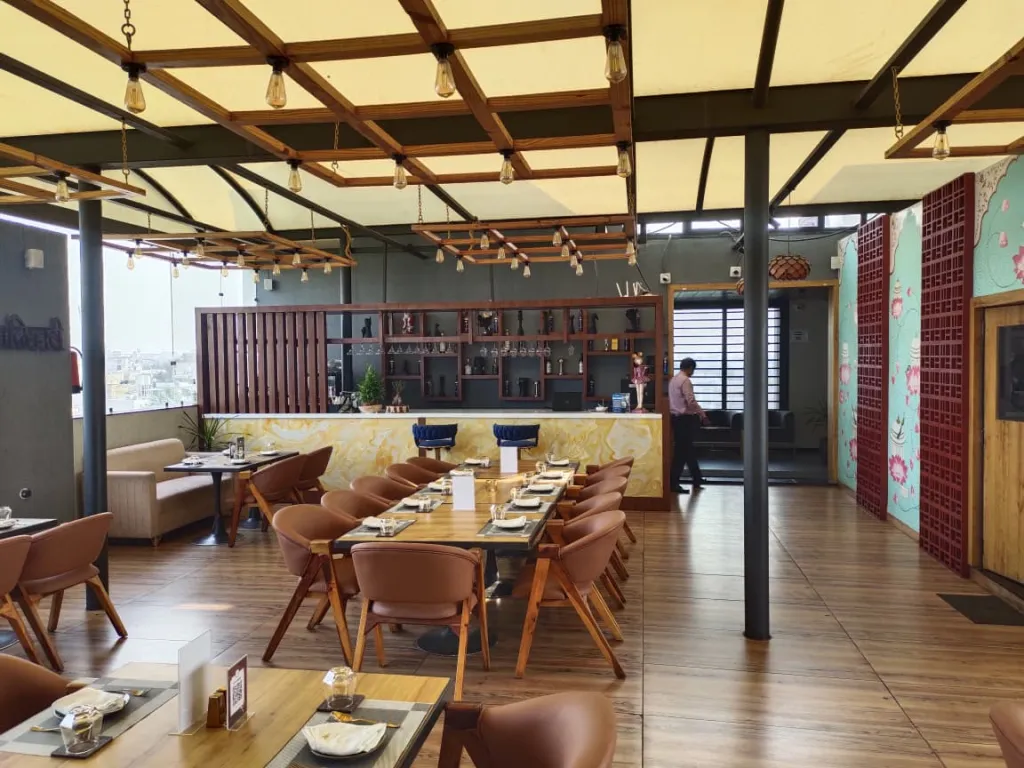 Rooftop Restaurant & Banquet For Sale In Indore-SL026564-1