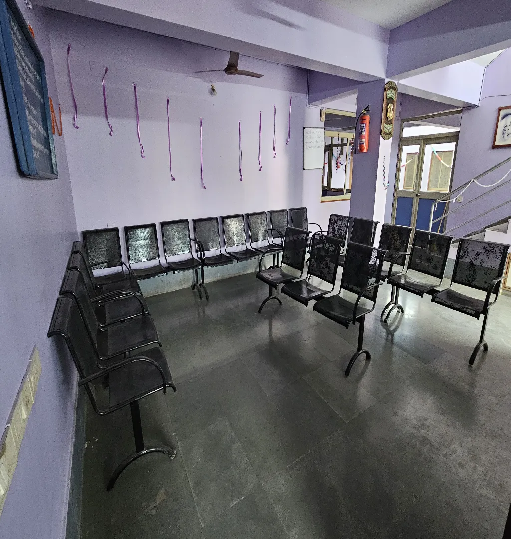 Running Hospital Raising Funds In Anand