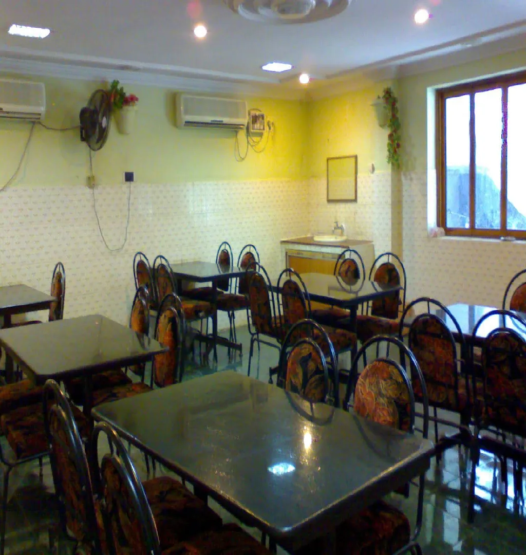Restaurant For Lease In Tiruttani