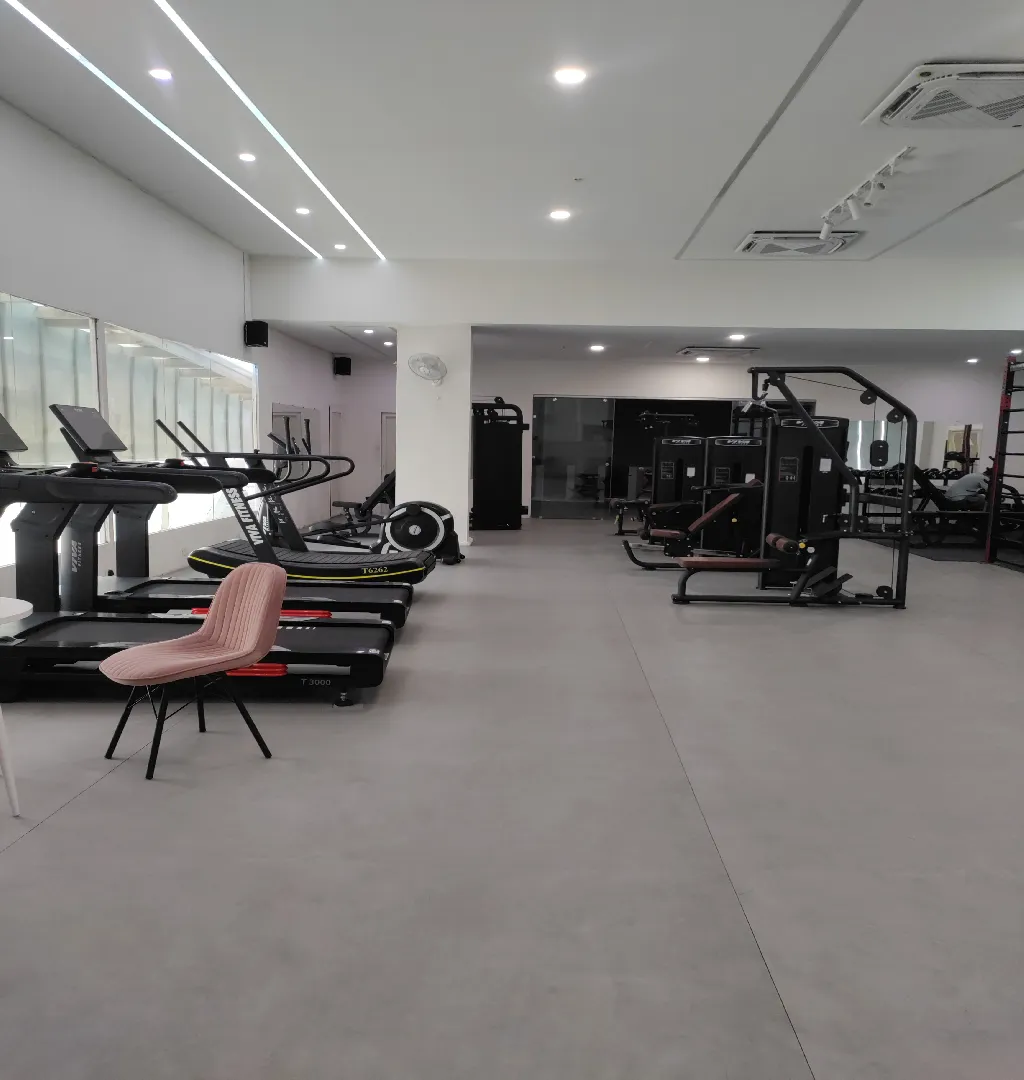 Running Gym For Sale In Noida