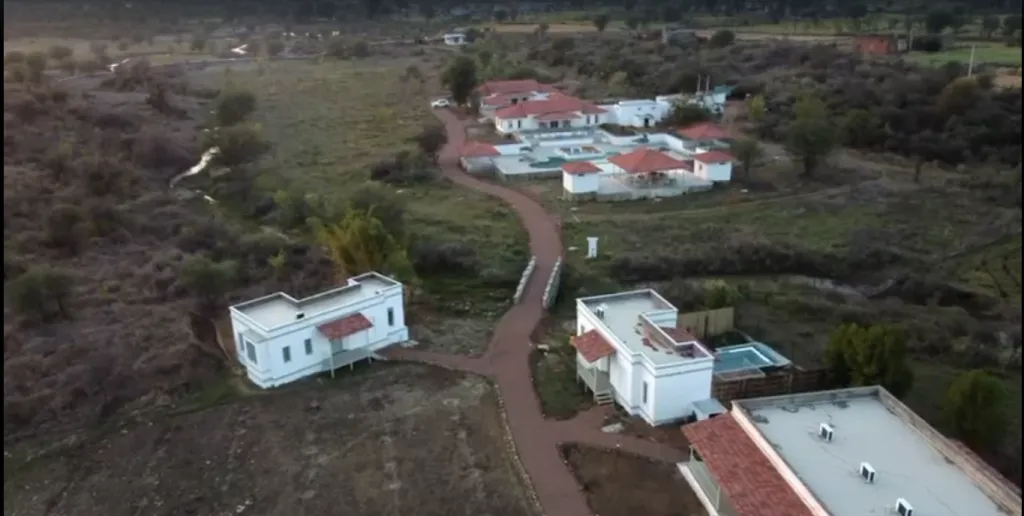 Farm Resort For Full Sale In Jaipur