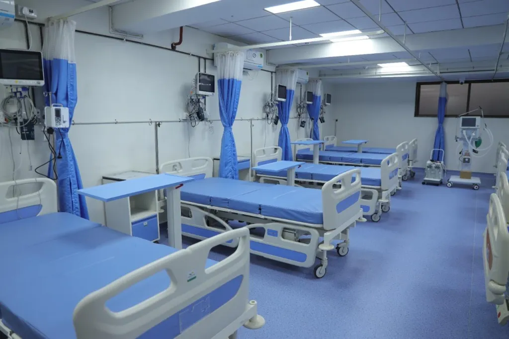 Running MultiSpecialty Hospital For Sale In Vijapur, Gujarat-SL031002-10