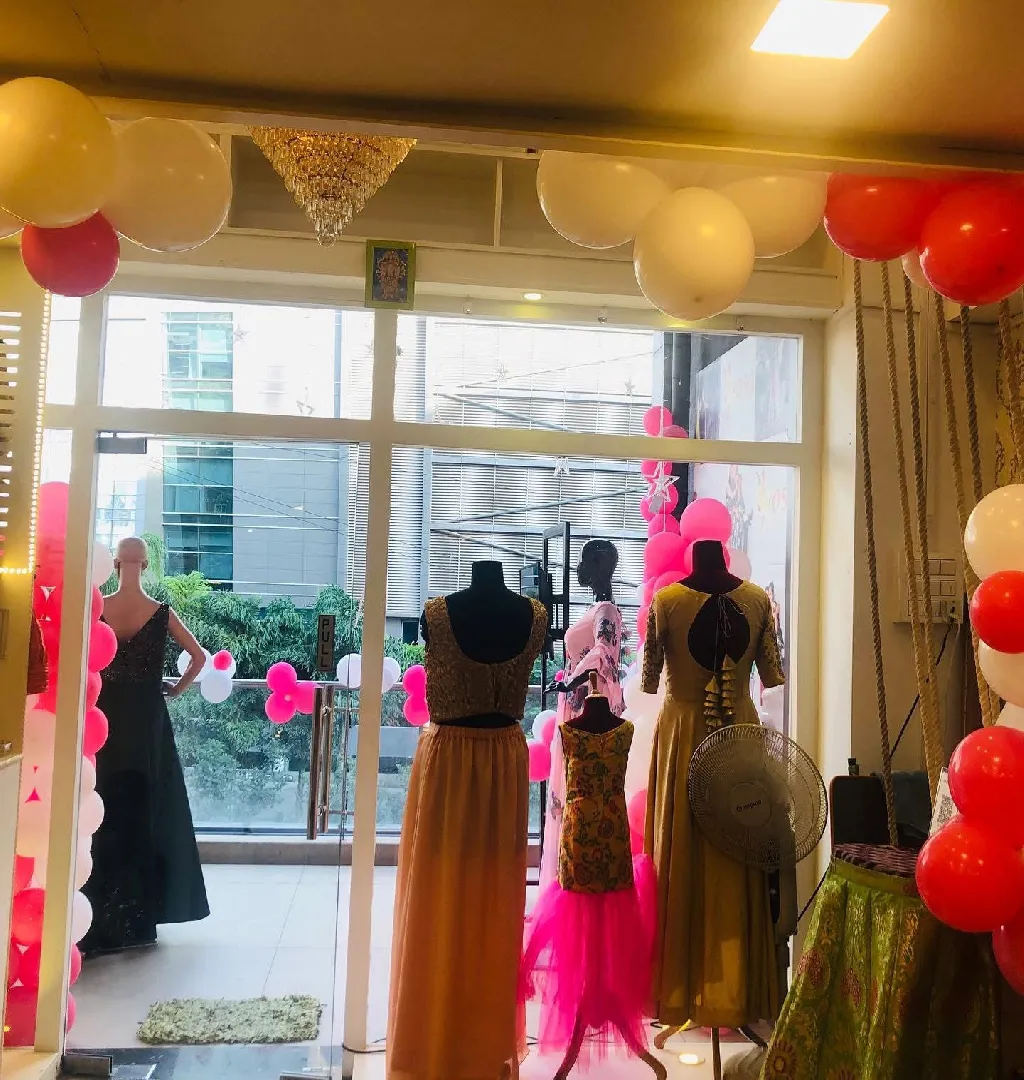 Designer Ethnic Wear Boutique For Full Sale In Pune