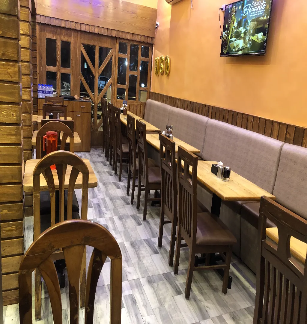18-Year-Old Multi-Cuisine Restaurant For Sale In Navi Mumbai