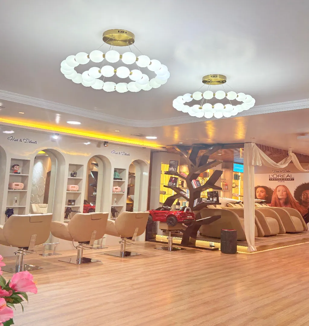 Unisex Salon Raising Funds In Patna