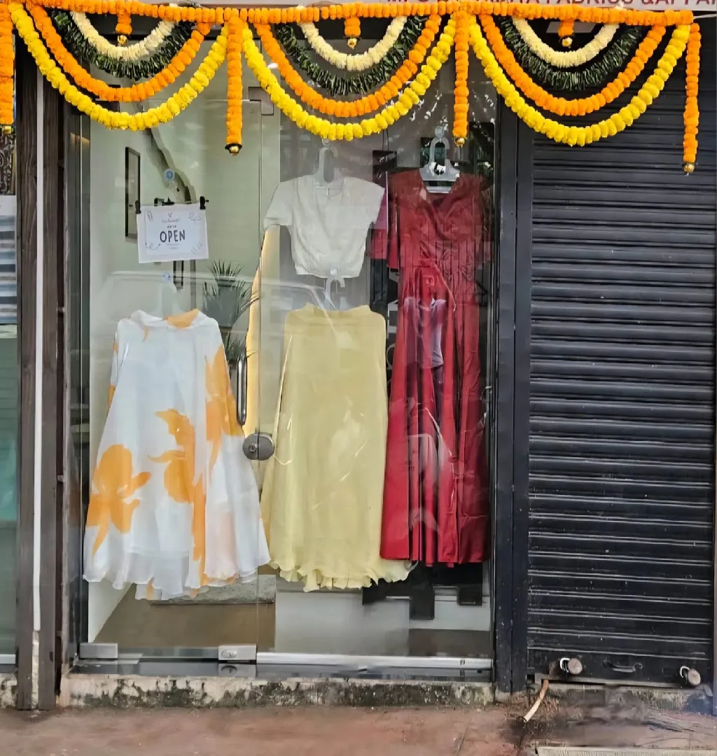 Ladies & Kids Wear MFG Biz Raising Funds In Mumbai