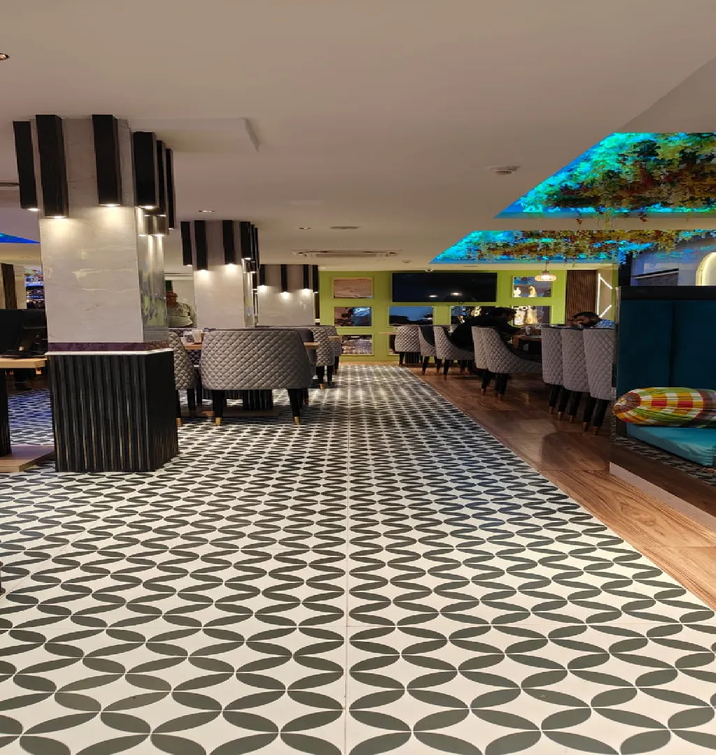 MultiCuisine Restaurant For Sale In Kolkata